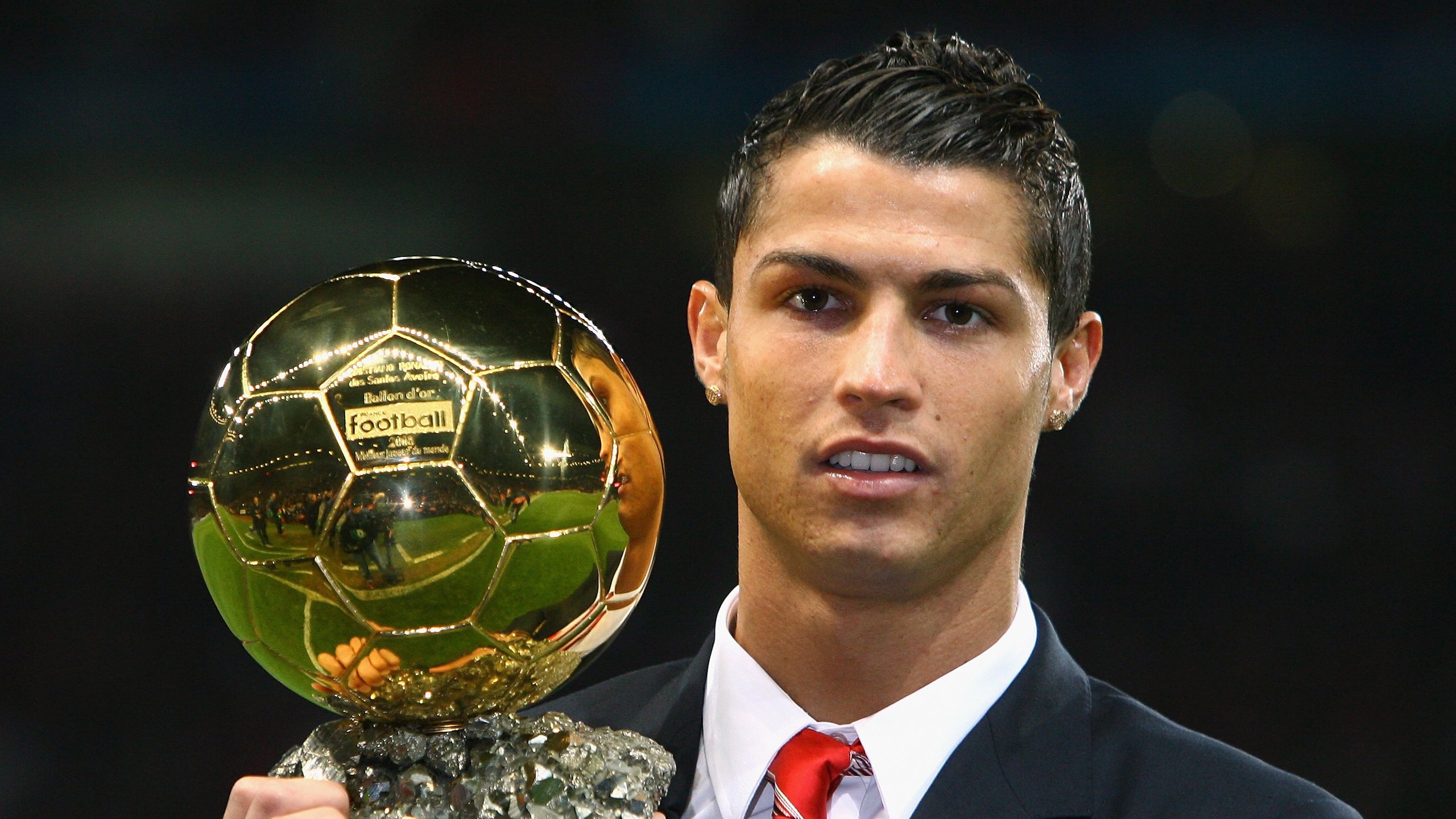 葡萄牙队连败两场,欧预赛前景蒙上阴影,葡萄牙欧预赛大名单